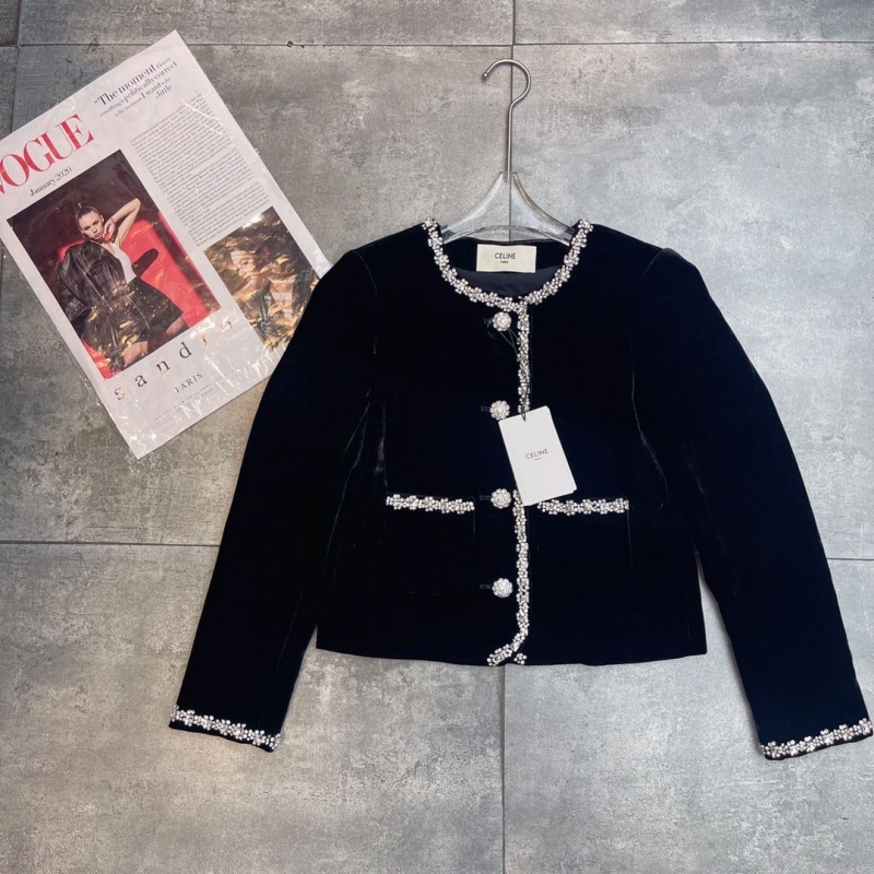 Ce1i*e outwears